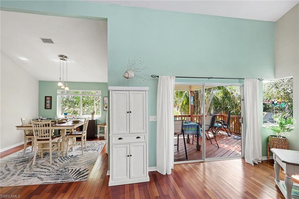 21697/699 Indian Bayou Dr , Fort Myers Beach, FL 33931 Photo
