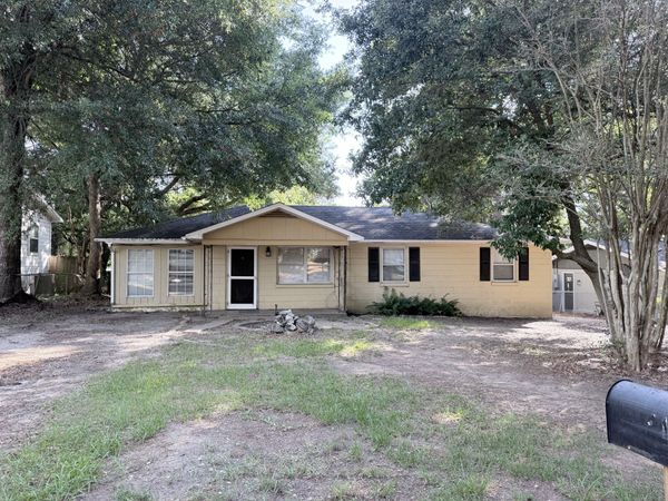 414 Miller Avenue, Fairhope, AL 36532