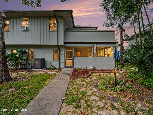 1926 Dipol Courtway , Titusville, FL 32780