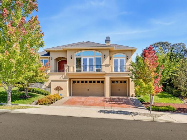 401 Stanford Avenue, Medford, OR 97504