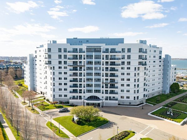 2001 Marina Dr, Unit 312, Quincy, MA 02171