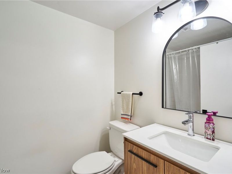 399 Mineola Avenue, Akron, OH 44313 Photo 22
