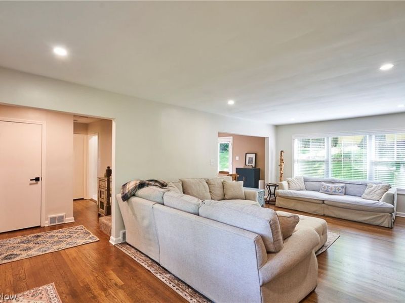 399 Mineola Avenue, Akron, OH 44313 Photo 7