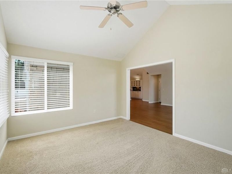 4706 Cobblestone Drive, Tipp City, OH 45371 Photo 13