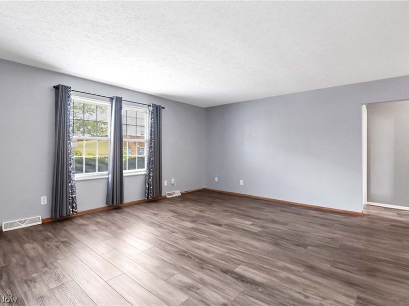 2793 Pease Drive, Unit C303, Rocky River, OH 44116 Photo 5