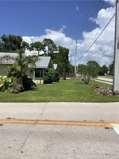 2795 W Francis Ave , Naples, FL 34112 Photo