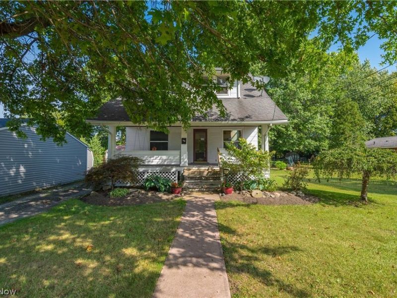 285 Waverly Street, Berea, OH 44017 Photo 2
