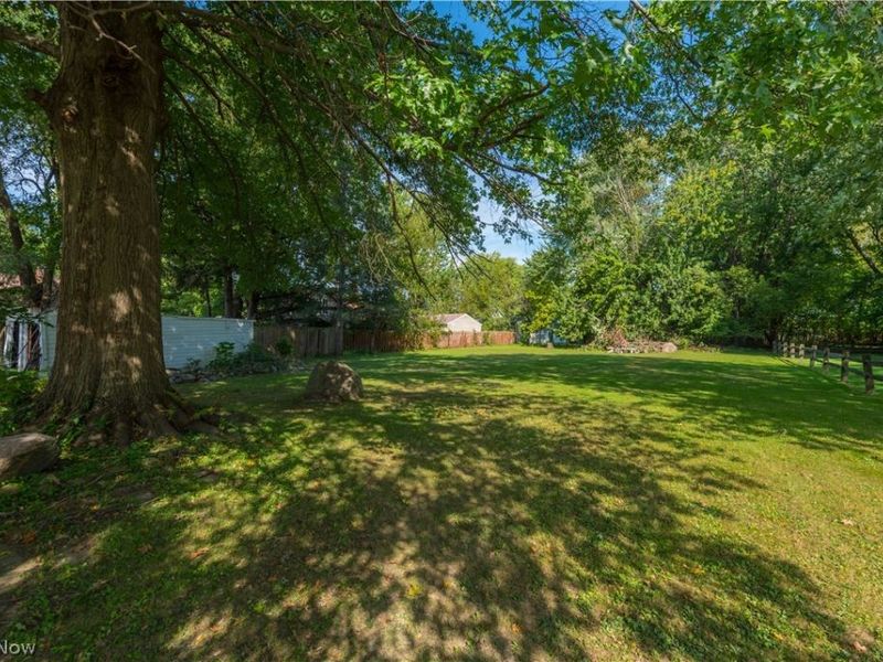 285 Waverly Street, Berea, OH 44017 Photo 41