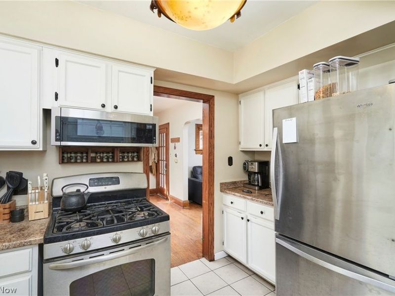 1745 9th Street, Cuyahoga Falls, OH 44221 Photo 2