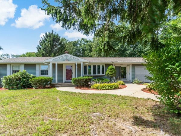 23 Colonial Way, Rehoboth, MA 02769