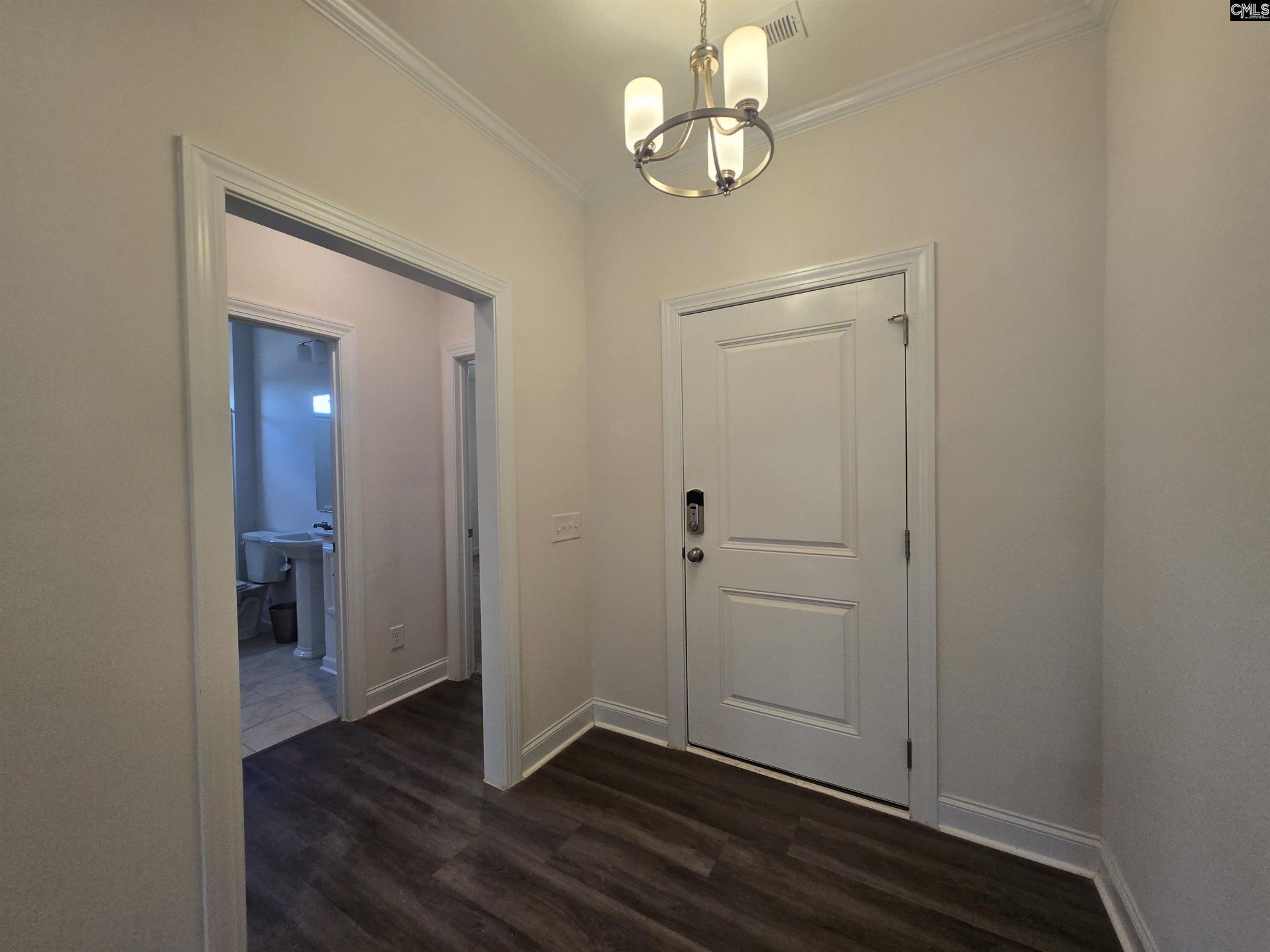 736 Millpoint Way  Photo 4