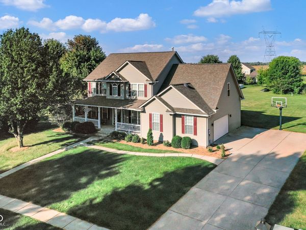 504 S Meadow Song Court, New Palestine, IN 46163