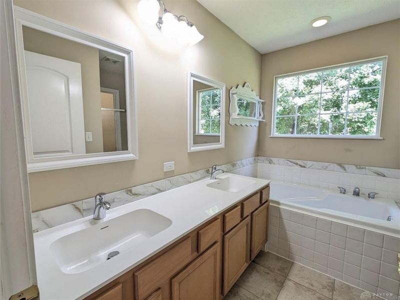 107 Settlers Trail, Englewood, OH 45322 Photo 17