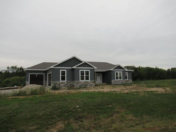 3980 S Deer Drive, Beloit, WI 53511
