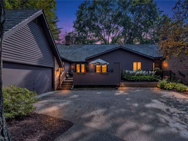 6131 Cedar Lane NW, Canton, OH 44708 Photo 2