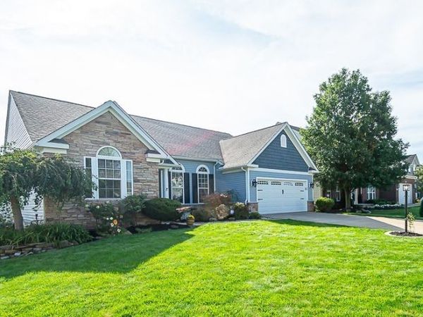 100 Stonewater Court, Berea, OH 44017