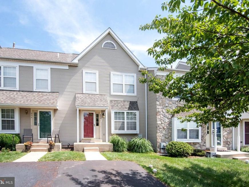 652 Longwood Road , Collegeville, PA 19426 Main Photo