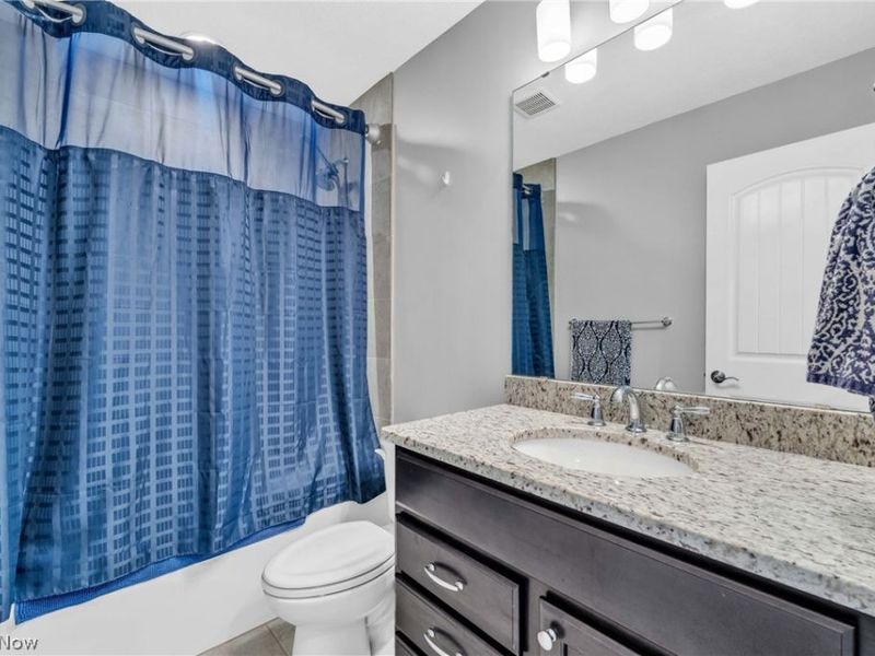 36505 Capri Lane, North Ridgeville, OH 44039 Photo 10
