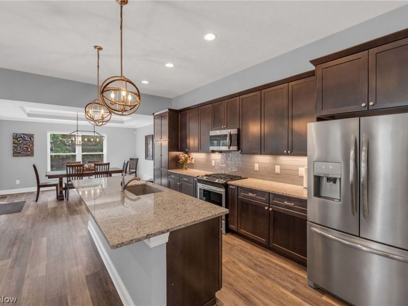 36505 Capri Lane, North Ridgeville, OH 44039 Photo 12