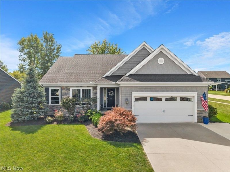 36505 Capri Lane, North Ridgeville, OH 44039 Photo 2