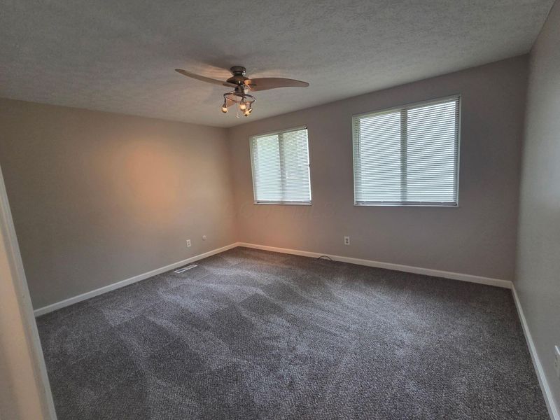 5225 Wolf Run , Columbus, OH 43230 Photo 9