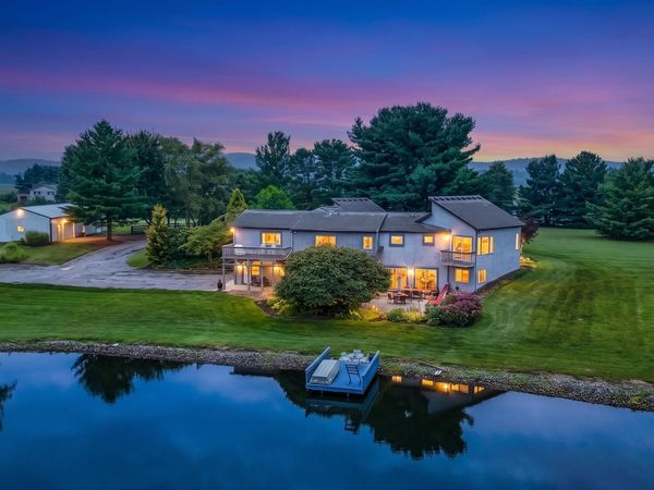 2821 Rich Hill Road , Centerburg, OH 43011