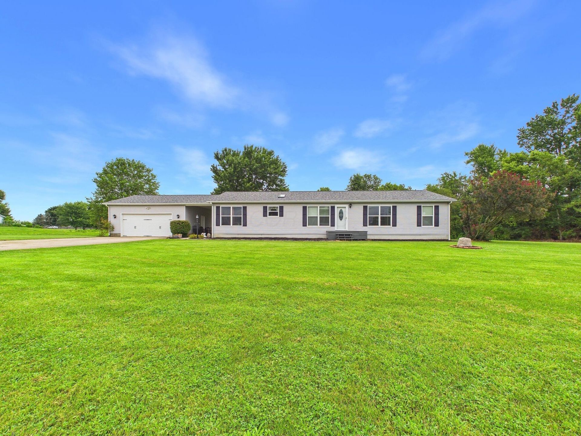 3890 Carroll Eastern Road Nw, Carroll, OH 43112 Main Photo