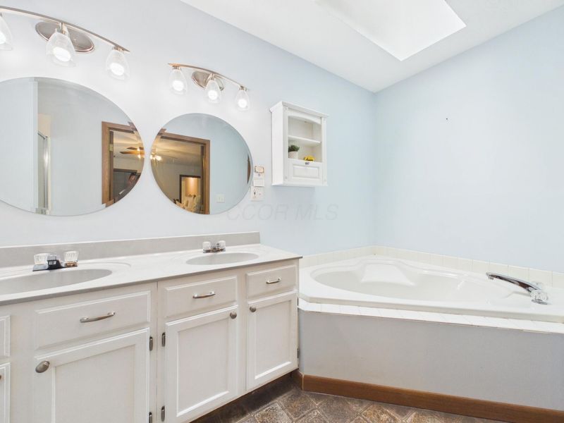 3890 Carroll Eastern Road NW, Carroll, OH 43112 Photo 19