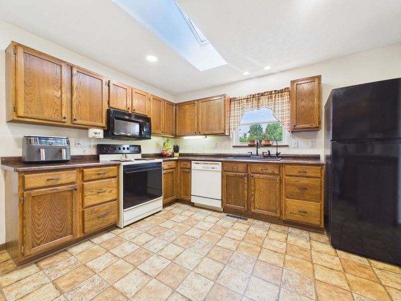 3890 Carroll Eastern Road NW, Carroll, OH 43112 Photo 6