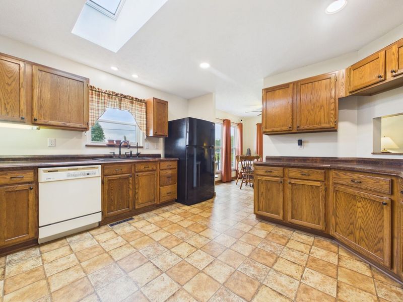 3890 Carroll Eastern Road NW, Carroll, OH 43112 Photo 9