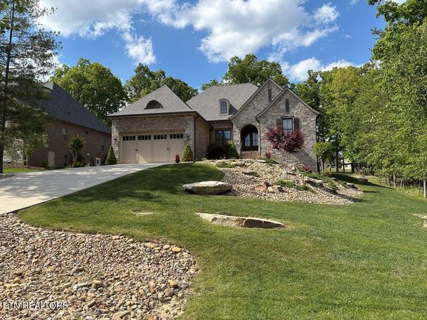 123 Cathedral Drive, Crossville, TN 38558