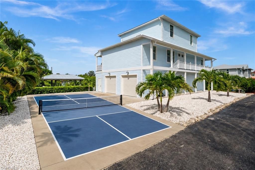 2912 Buttonwood Key Ct, Saint James City, FL 33956 Photo