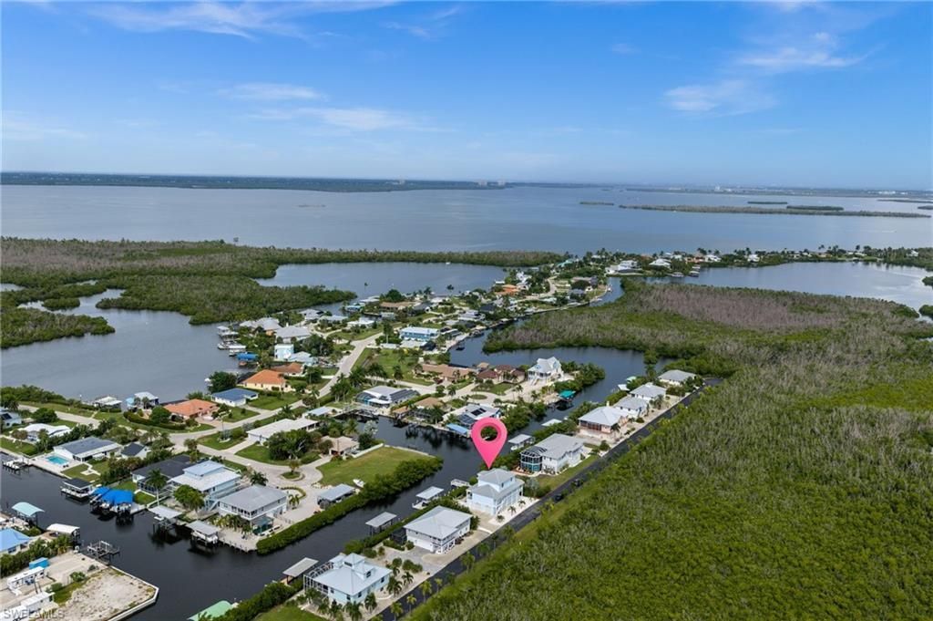 2912 Buttonwood Key Ct, Saint James City, FL 33956 Photo