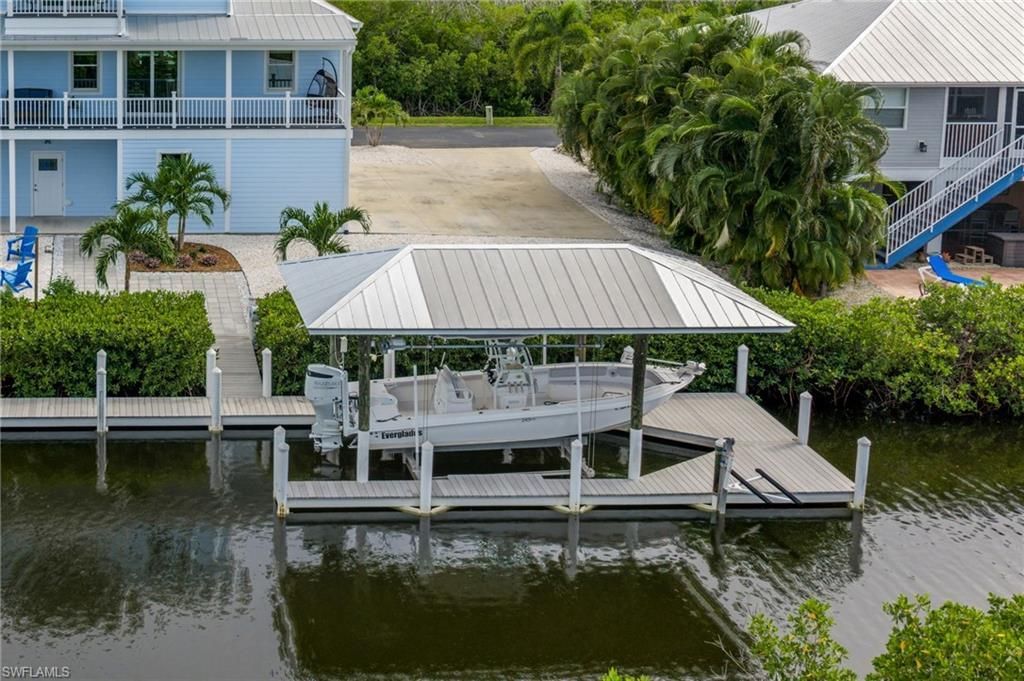 2912 Buttonwood Key Ct, Saint James City, FL 33956 Photo
