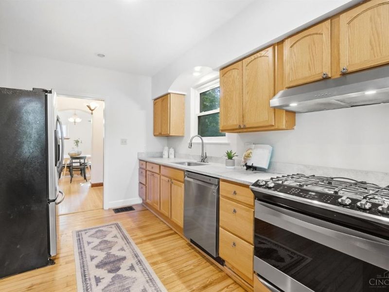 6049 Cary Avenue, Cincinnati, OH 45224 Photo 17