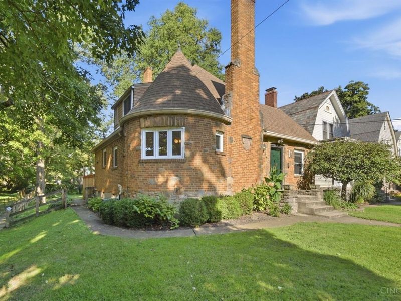 6049 Cary Avenue, Cincinnati, OH 45224 Photo 2
