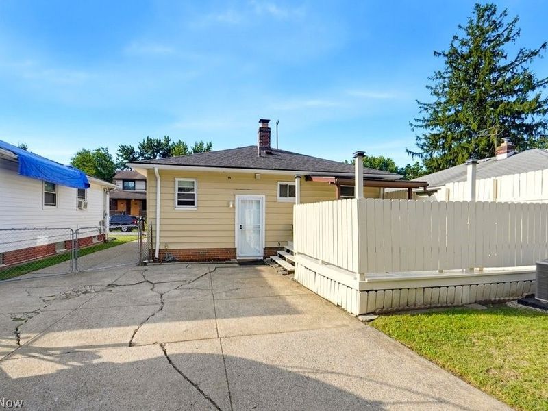13200 Carrington Avenue, Cleveland, OH 44135 Photo 24