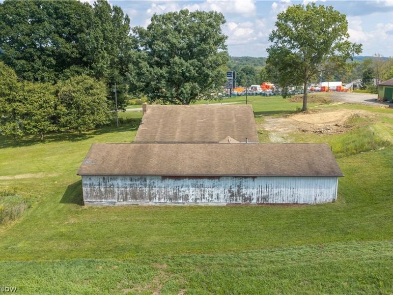4111 Canton Road NW, Carrollton, OH 44615 Photo 9