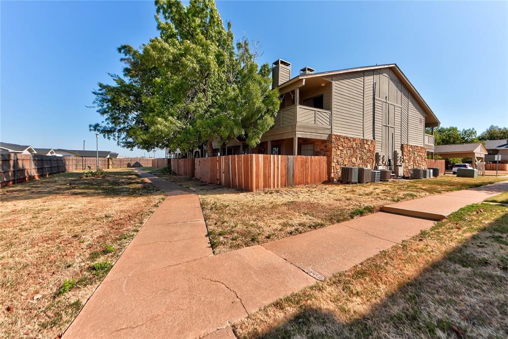 14441 N Pennsylvania Avenue, Unit 57R, Oklahoma City, OK 73134 Main Photo