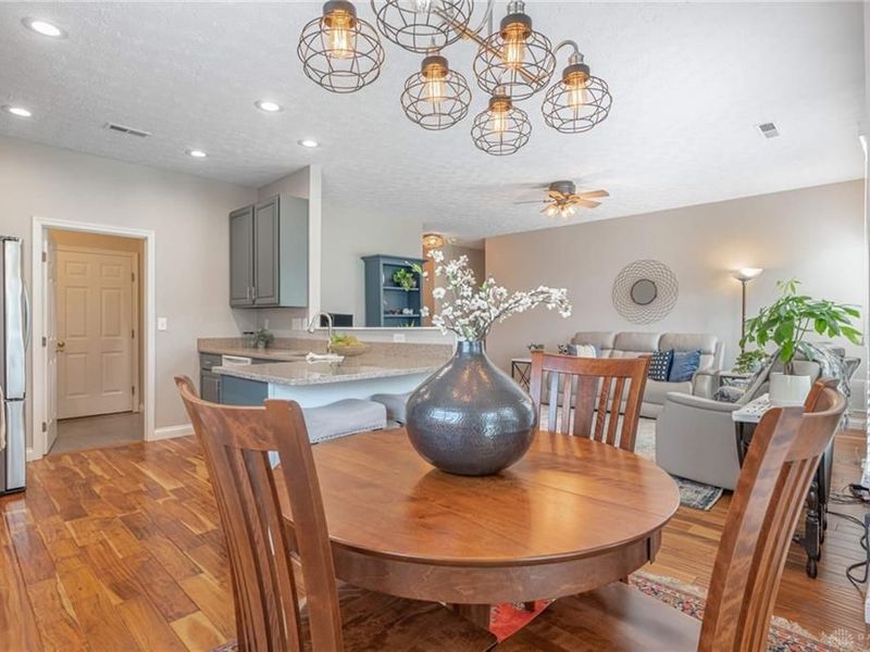 365 W Pugh Drive, Springboro, OH 45066 Photo 13
