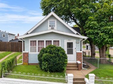 1911 W Street, Omaha, NE 68107