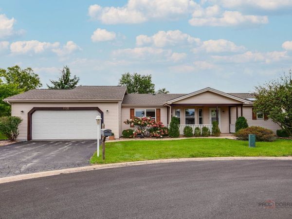 1832 Paddock Court , Grayslake, IL 60030