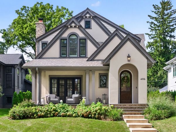 406 S River Lane , Geneva, IL 60134