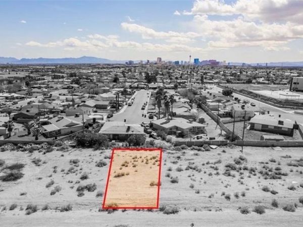 Windsor and Commerce , North Las Vegas, NV 89030