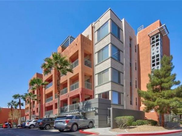 27 E Agate Avenue , Unit 202, Las Vegas, NV 89123