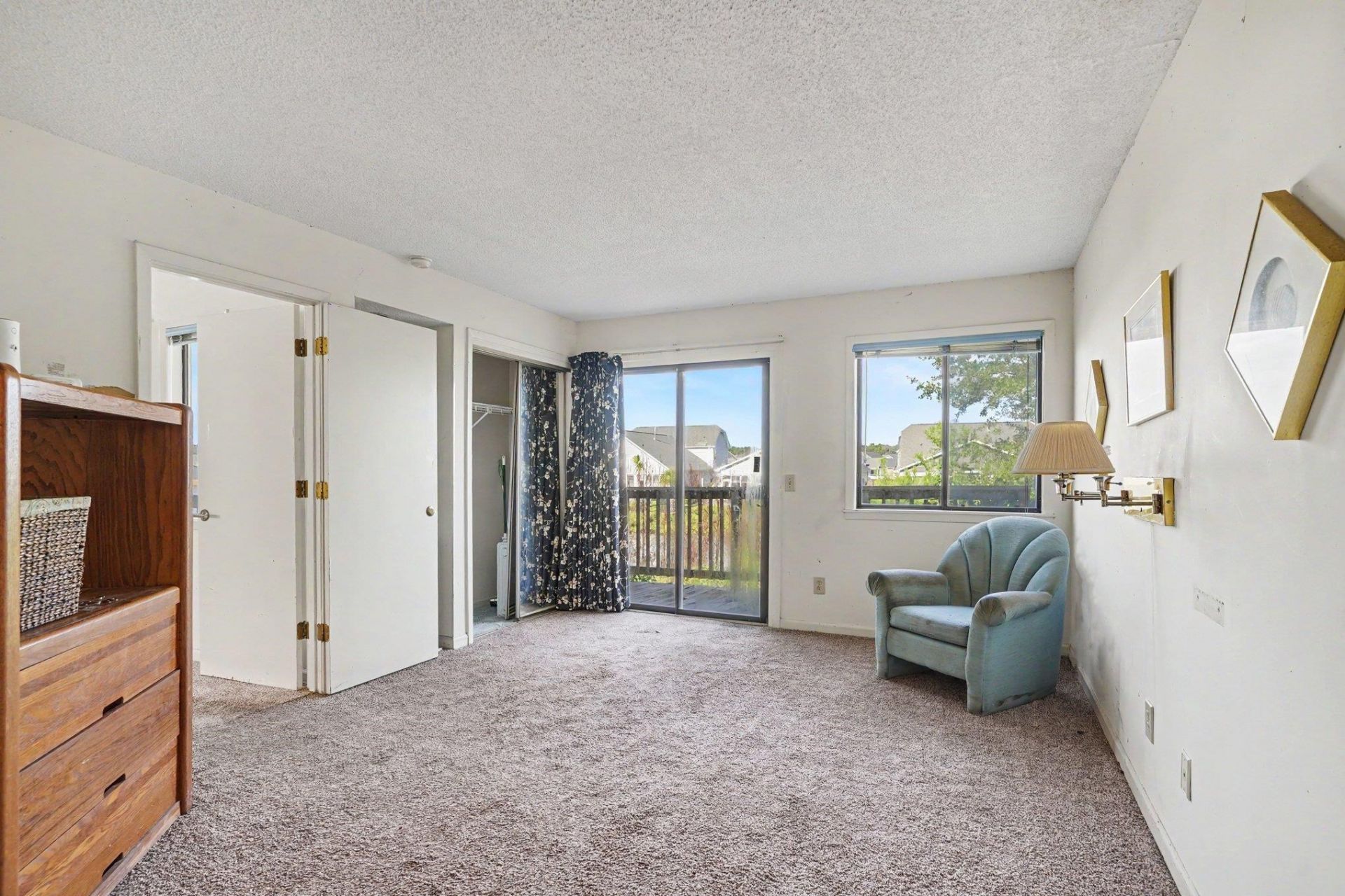 1025 Plantation Dr. W Photo 11