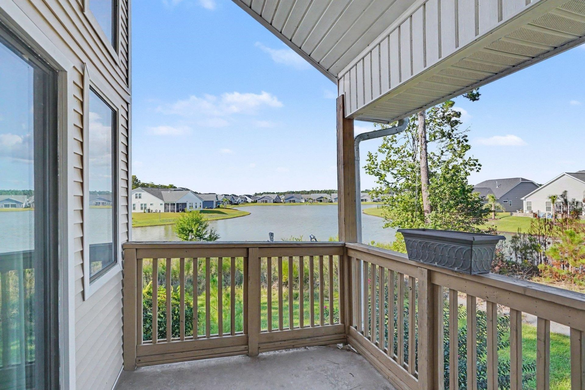 1025 Plantation Dr. W Photo 19