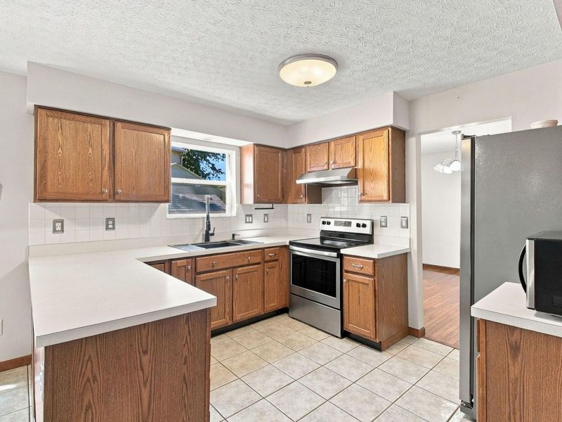 1404 Autumn Drive , Lancaster, OH 43130 Photo 10