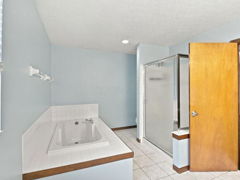1404 Autumn Drive , Lancaster, OH 43130 Photo 19