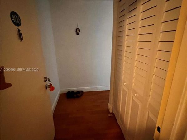 210 SW 11th St , Unit 406, Miami, FL 33130
